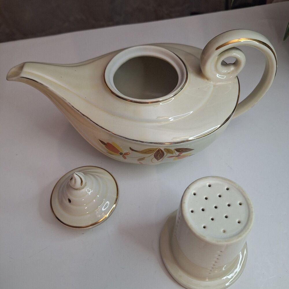 Vintage Hall's Superior Kitchen Aladdin Tea Pot w/Lid & Infuser, "Autumn Leaf"